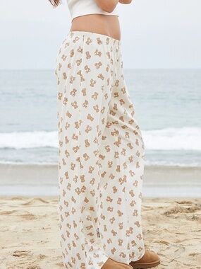 Brandy Melville wide Leg Lounge Pants in Cream Brown Teddy Print XS like new